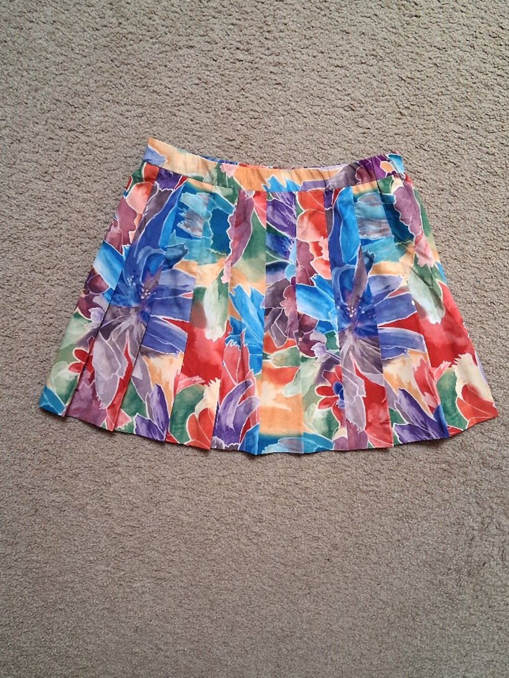 LILY'S OF BEVERLY HILLS Women's Vintage Multicolor Floral Pleated Skirt sz 14